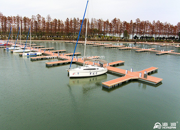 Classificações de pedestal de serviço de doca flutuante